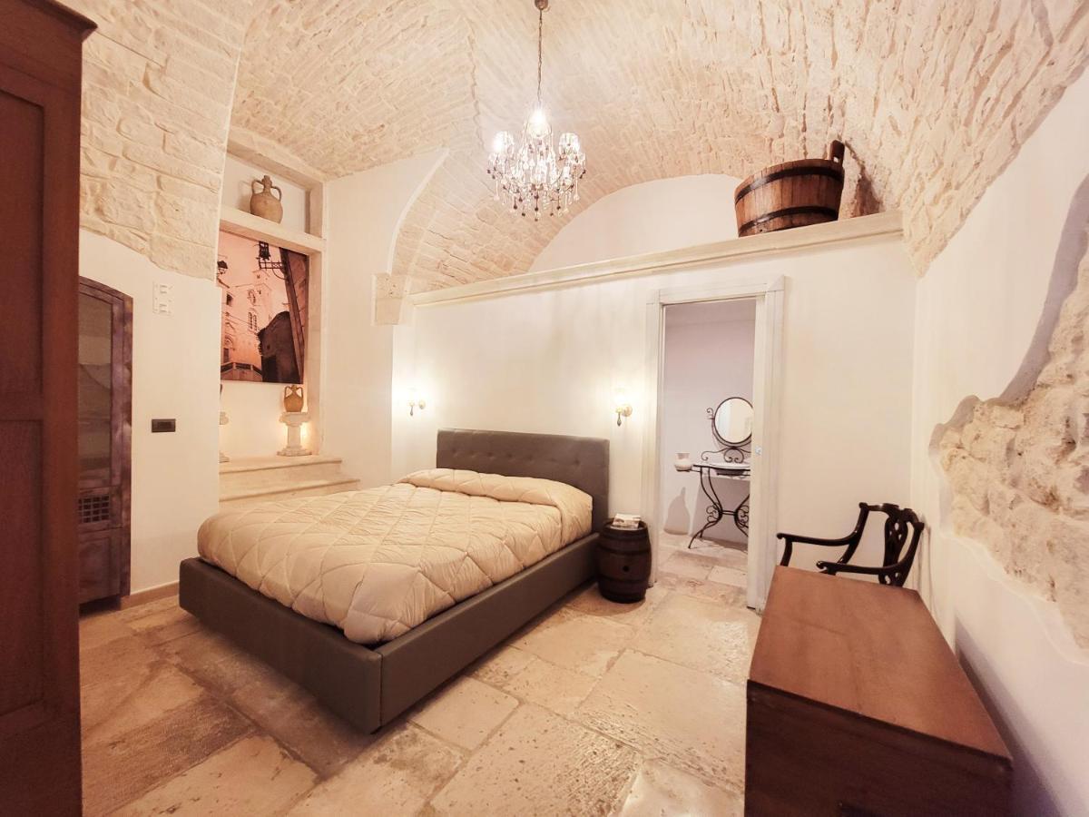 Giovinazzo Historic Apulia Old Town Stone House With Private Patio Lägenhet Exteriör bild