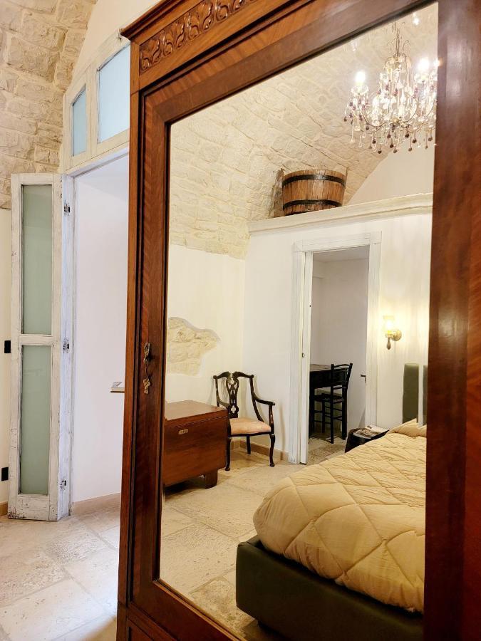 Giovinazzo Historic Apulia Old Town Stone House With Private Patio Lägenhet Exteriör bild