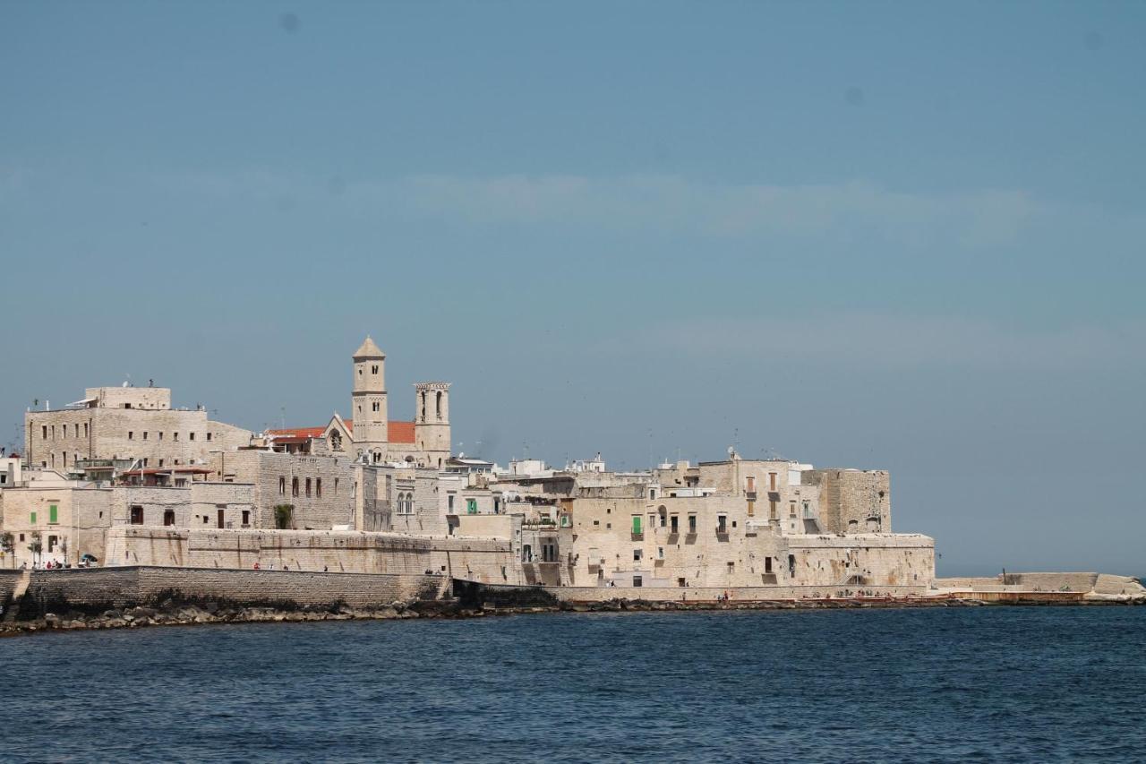 Giovinazzo Historic Apulia Old Town Stone House With Private Patio Lägenhet Exteriör bild