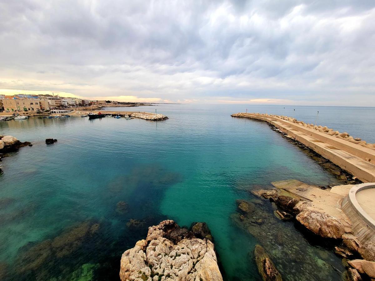 Giovinazzo Historic Apulia Old Town Stone House With Private Patio Lägenhet Exteriör bild