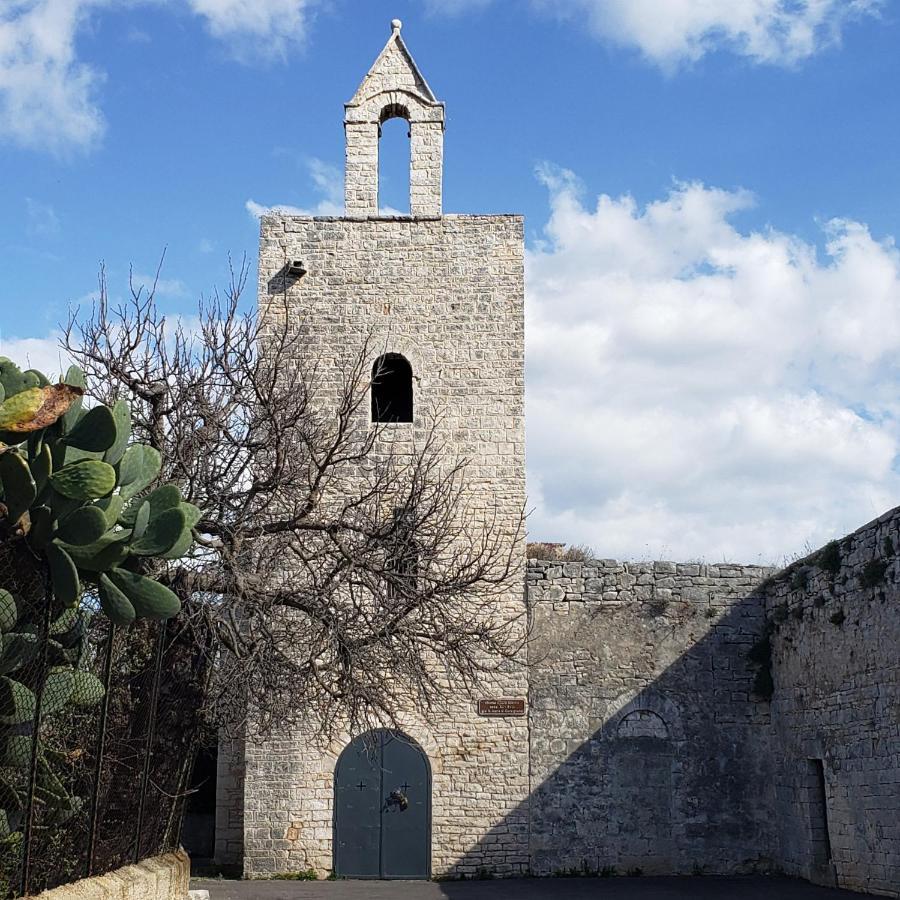 Giovinazzo Historic Apulia Old Town Stone House With Private Patio Lägenhet Exteriör bild