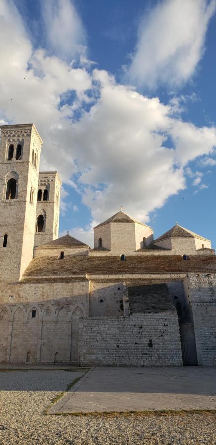 Giovinazzo Historic Apulia Old Town Stone House With Private Patio Lägenhet Exteriör bild