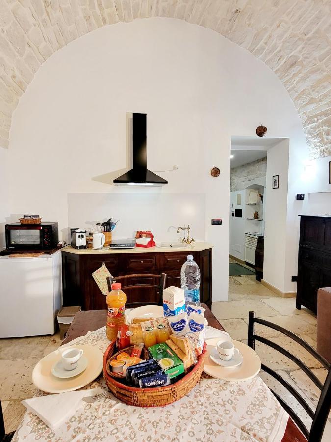 Giovinazzo Historic Apulia Old Town Stone House With Private Patio Lägenhet Exteriör bild